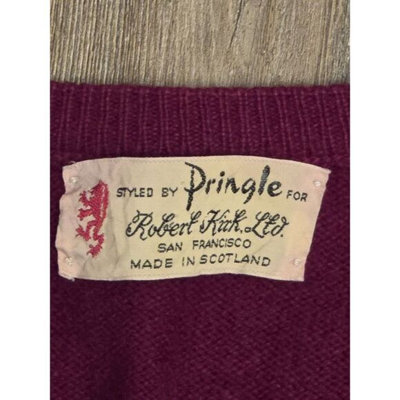 Vintage Mens Pringle Made‎ In Scottland 100% Cashmere Sweater Size 46 V-Neck - Picture 9 of 14